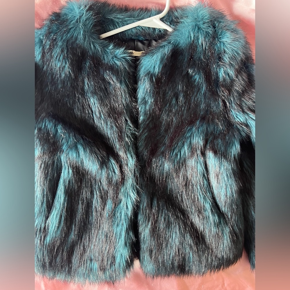 Lavaland Blue & Black Faux Fur Coat